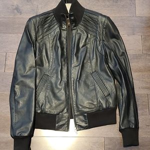 Danier women's leather bomber jacket (size small)